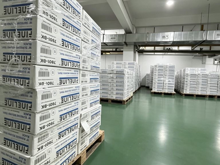 Clean warehouse storage area for packed food containers